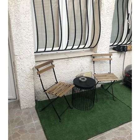 Studette Avec Exterieur Climatisee Marseille Luaran gambar
